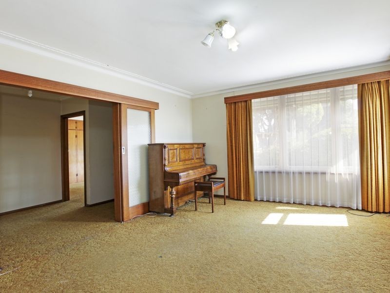 27 Porter Avenue, Highton VIC 3216