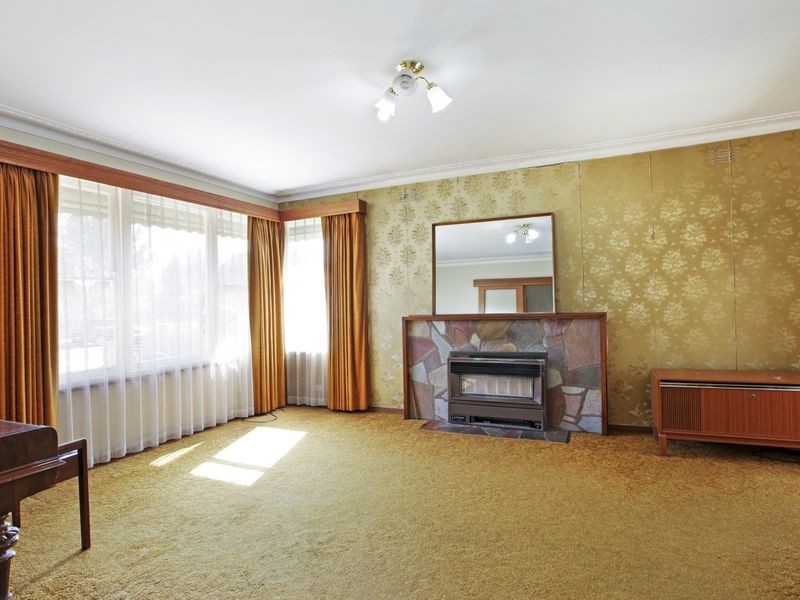 27 Porter Avenue, Highton VIC 3216