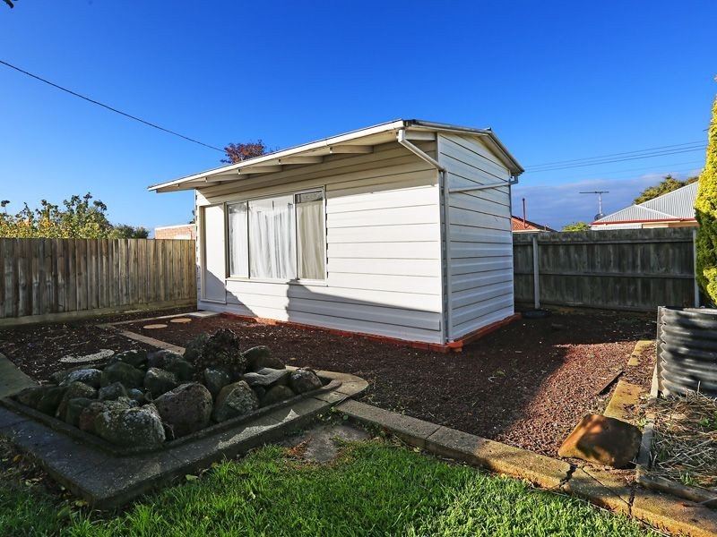 21 Quebec Avenue, Corio VIC 3214