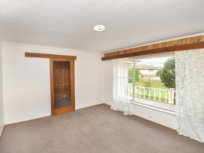 2 Gambier Grove, Corio VIC 3214