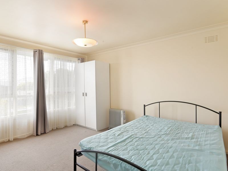 34 Colac Grove, Belmont VIC 3216