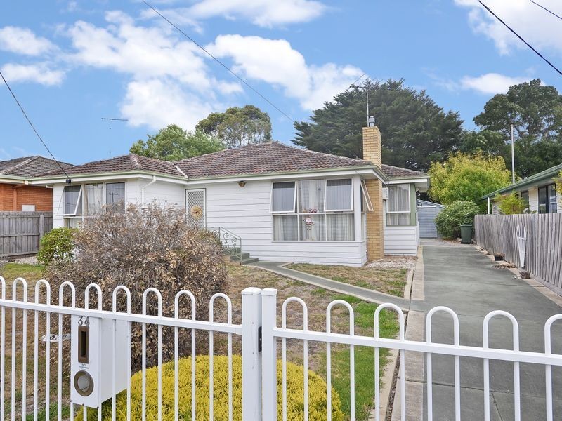 34 Colac Grove, Belmont VIC 3216