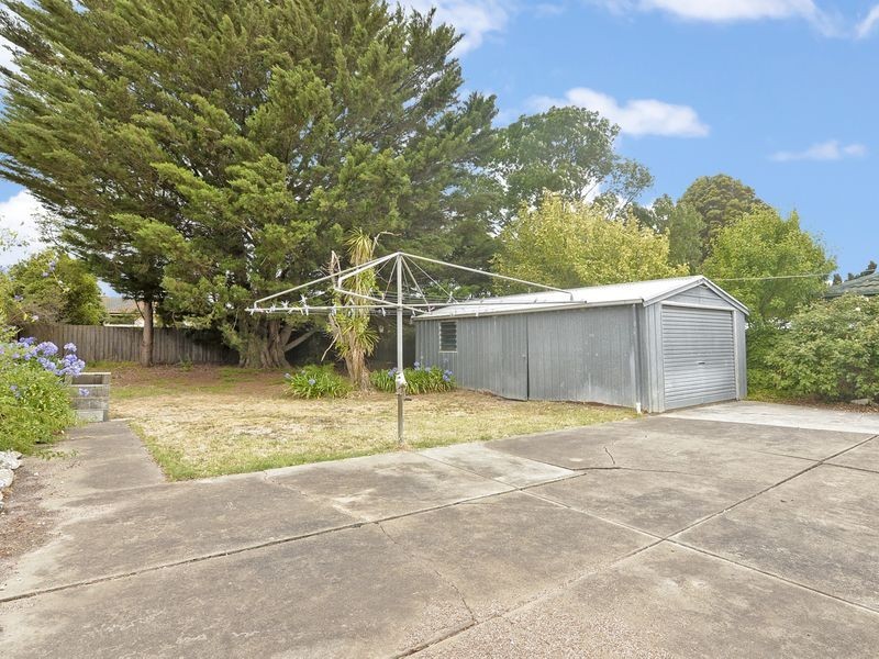 34 Colac Grove, Belmont VIC 3216