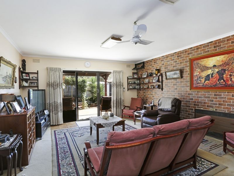 28 Forfar Road, Hamlyn Heights VIC 3215