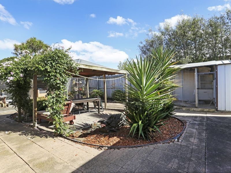 28 Forfar Road, Hamlyn Heights VIC 3215