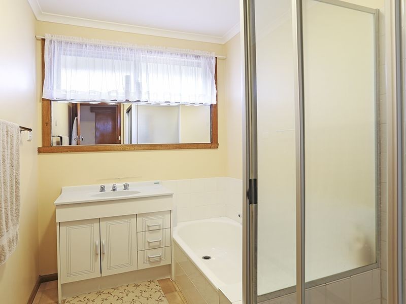 7 Holdsworth Court, Norlane VIC 3214