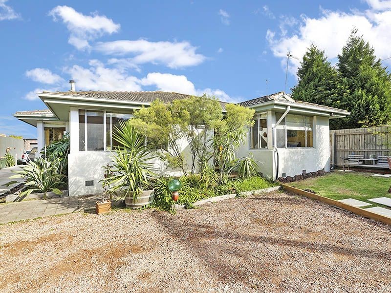 1/35 Buckingham Road, Newtown VIC 3220