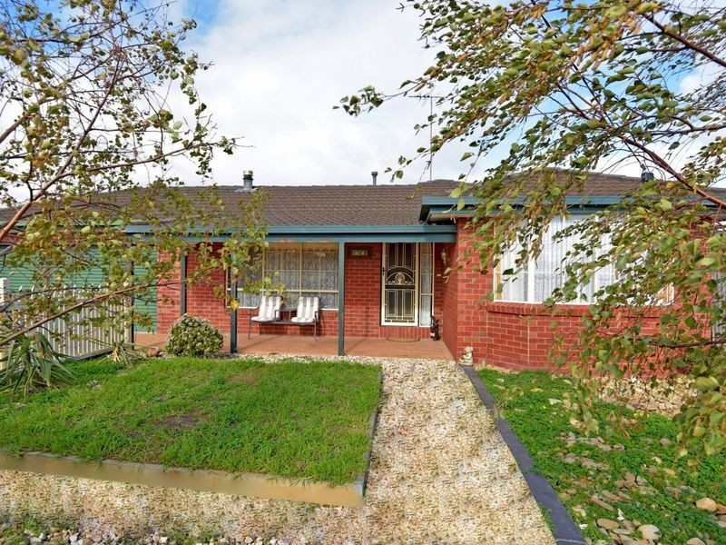 27 Coleraine Crescent, Corio VIC 3214