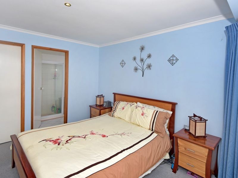 27 Coleraine Crescent, Corio VIC 3214