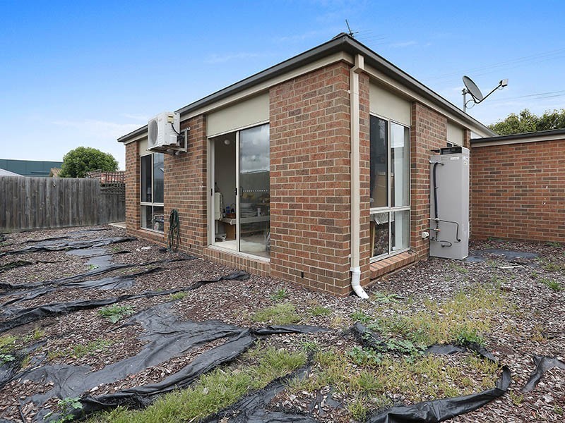 5 Yalloak Street, Norlane VIC 3214