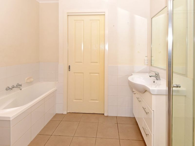 13 Denver Street, Norlane VIC 3214