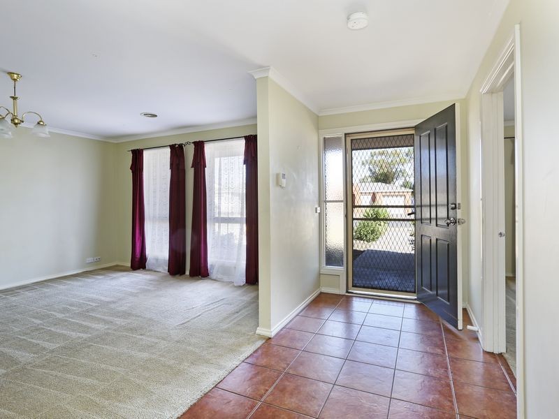 57 Streeton Close, Corio VIC 3214
