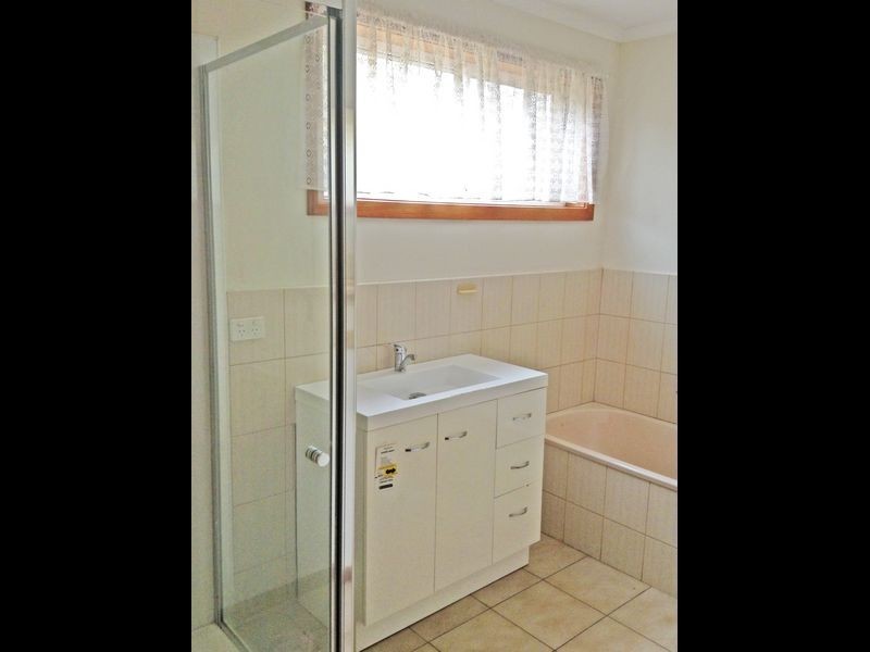 3 Richard Drive, Lara VIC 3212