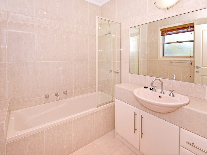 40 William Street, Newtown VIC 3220