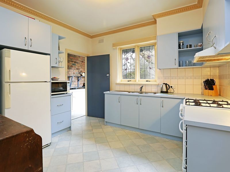 10 Wirksworth Street, Herne Hill VIC 3218