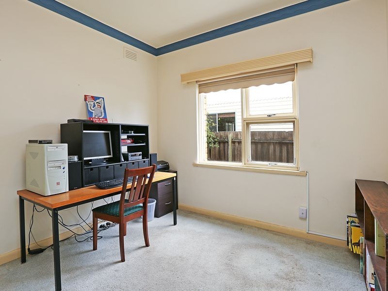 10 Wirksworth Street, Herne Hill VIC 3218