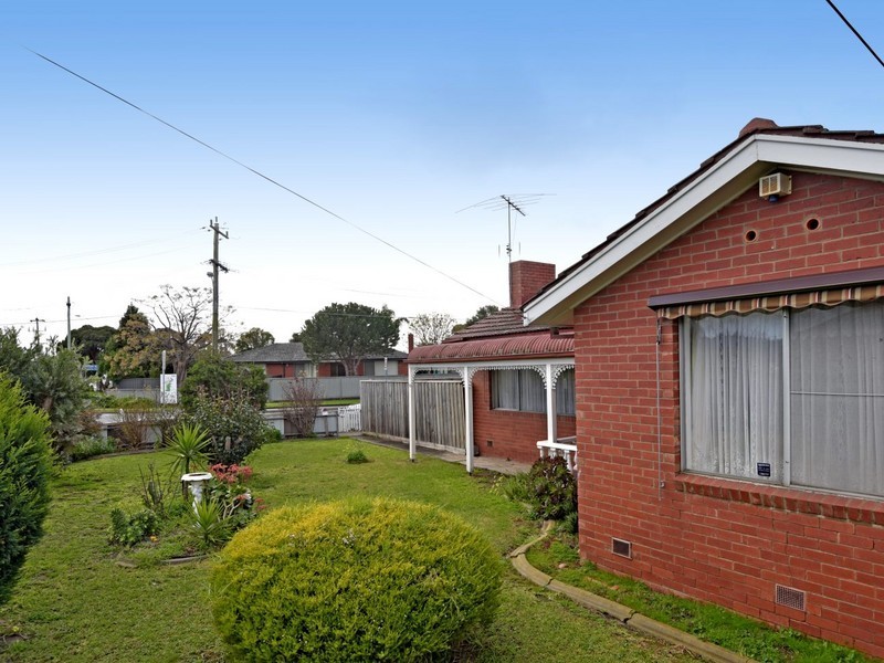 73 Wilsons Road, Newcomb VIC 3219