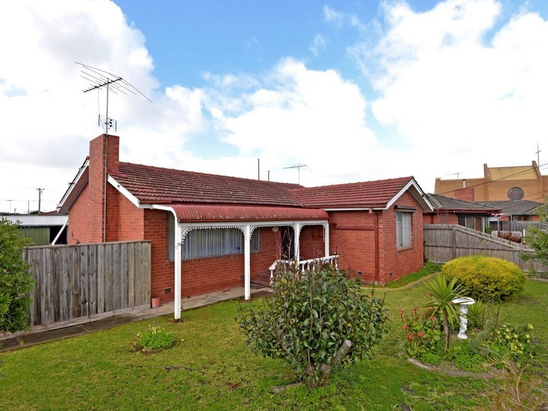 73 Wilsons Road, Newcomb VIC 3219