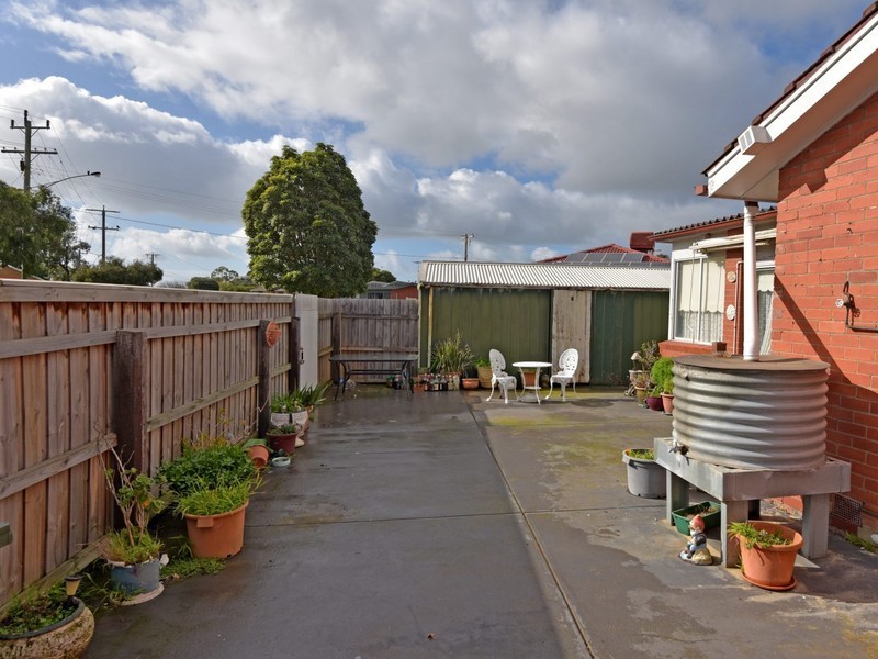 73 Wilsons Road, Newcomb VIC 3219