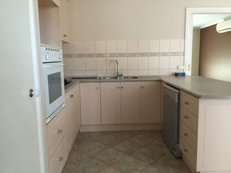 18 Adriatic Court, Norlane VIC 3214