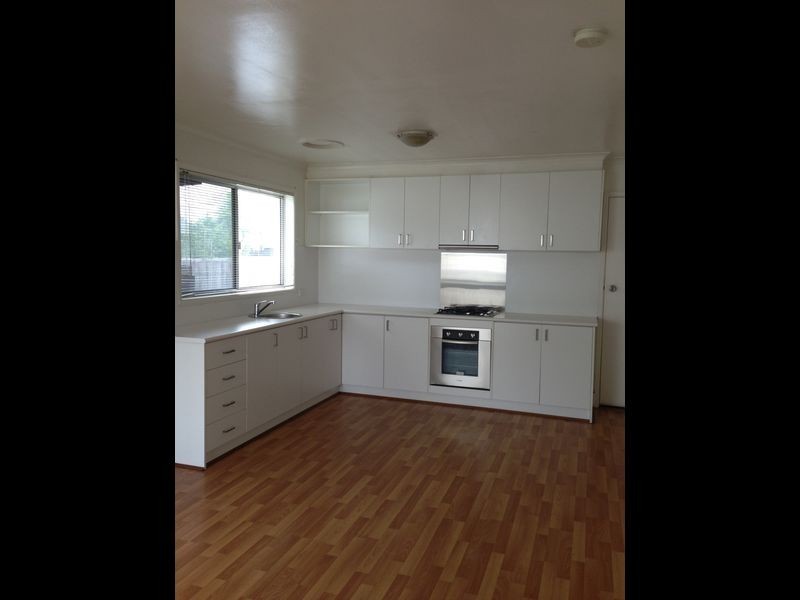 1/19 Corio Street, Belmont VIC 3216