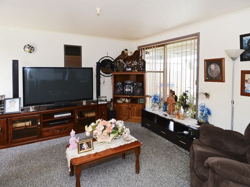18 Howitt Avenue, Corio VIC 3214