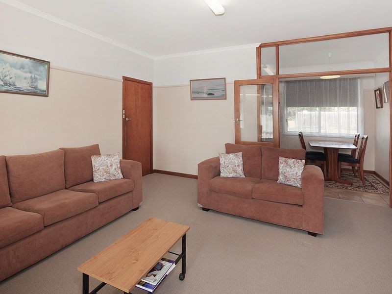 6 Tiverton Street, Belmont VIC 3216