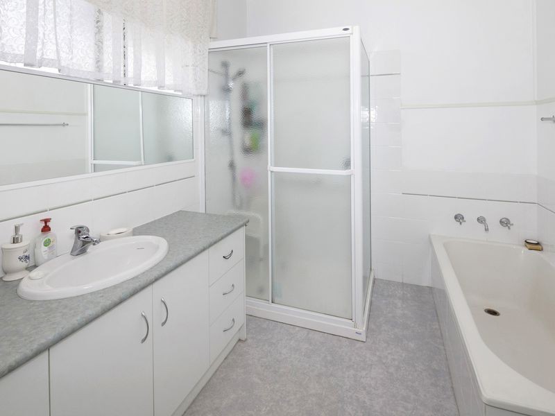 6 Tiverton Street, Belmont VIC 3216