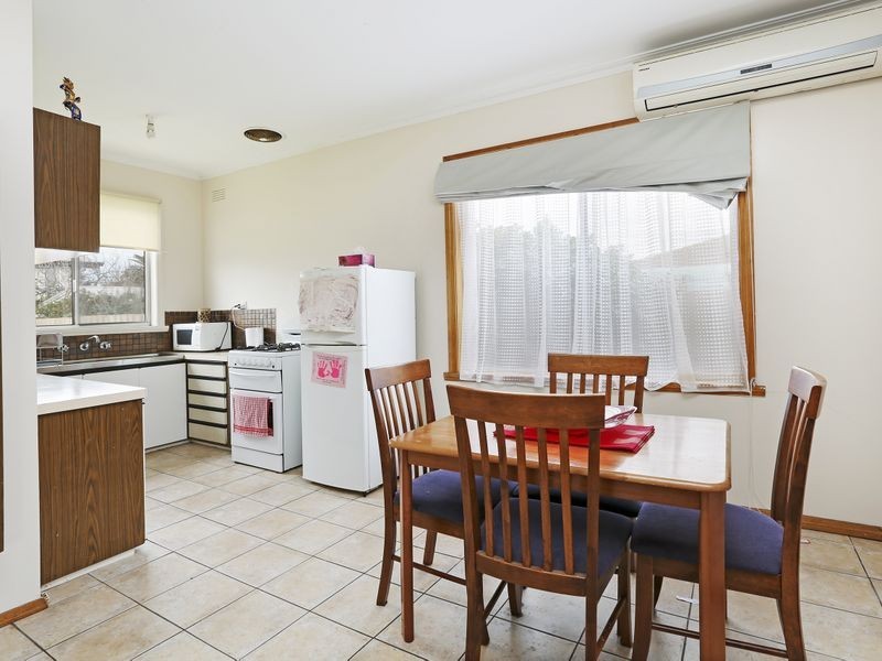 1/16 Redfearn Court, Corio VIC 3214