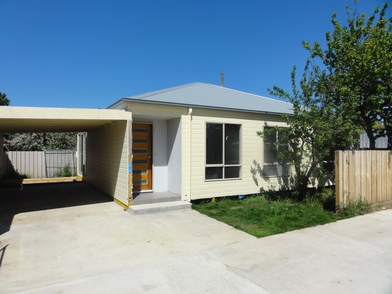 2/16 Redfearn Court, Corio VIC 3214