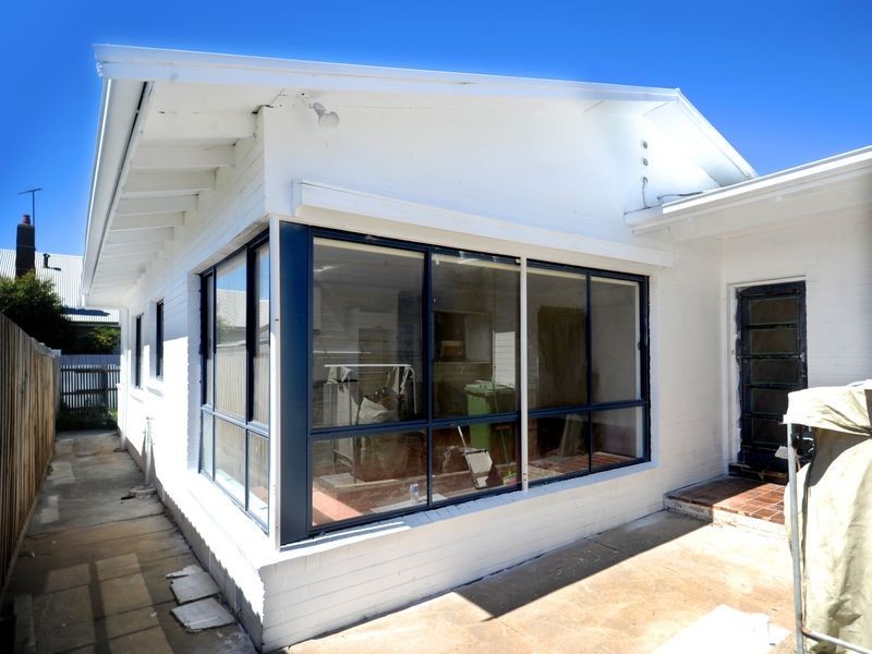 27 Melbourne Road, Drumcondra VIC 3215