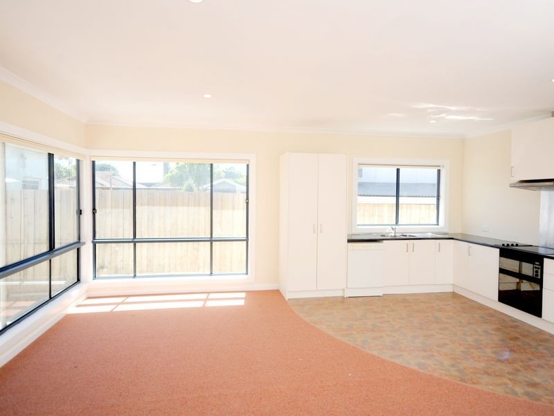 27 Melbourne Road, Drumcondra VIC 3215