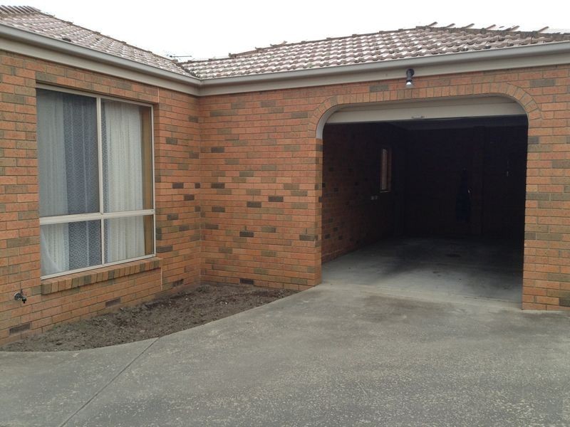 Unit 1/14 Synnott Street, Hamlyn Heights VIC 3215