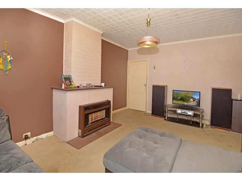 63 Waitara Grove, Norlane VIC 3214