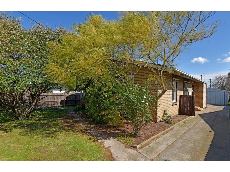 63 Waitara Grove, Norlane VIC 3214