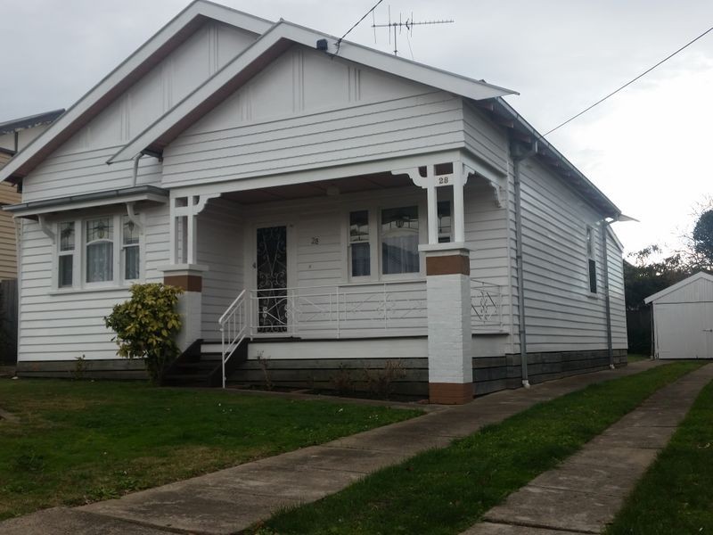28 Nicholas Street, Newtown VIC 3220