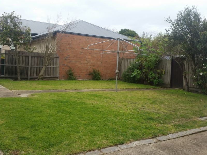 28 Nicholas Street, Newtown VIC 3220