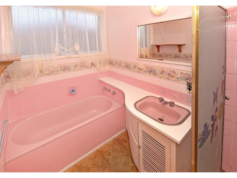 73 Wilsons Road, Newcomb VIC 3219