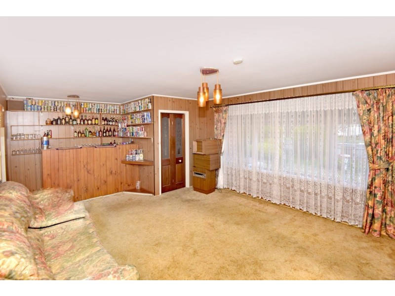 73 Wilsons Road, Newcomb VIC 3219