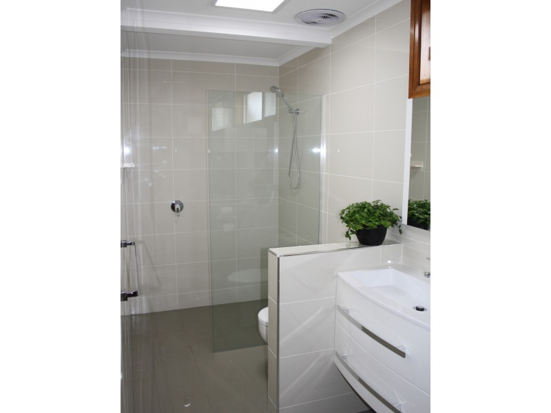 Unit 2/57 Bond Street, Newtown VIC 3220