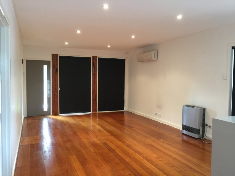 17 Neptune Avenue, Newcomb VIC 3219