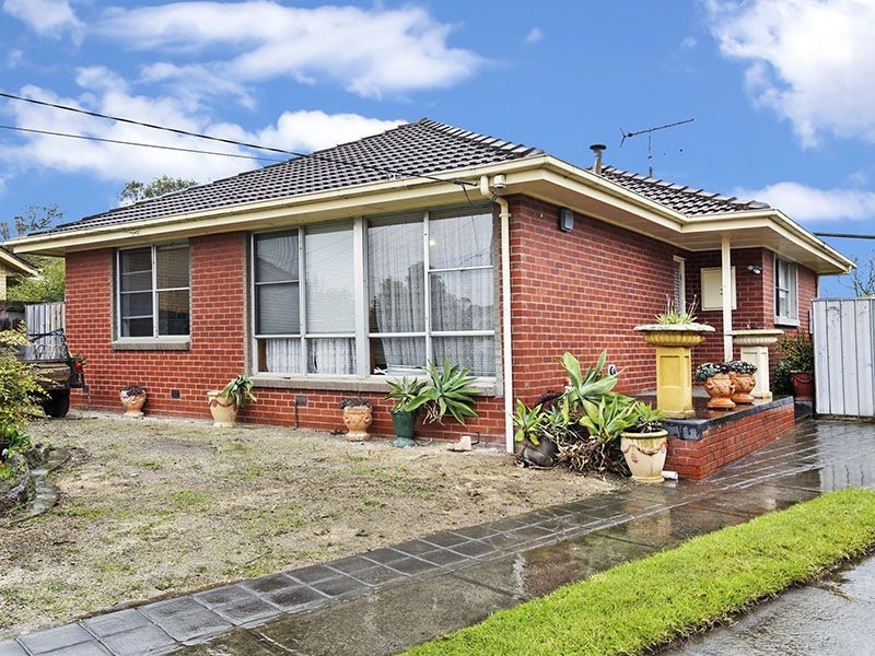 34 Hitchcock Street, Breakwater VIC 3219