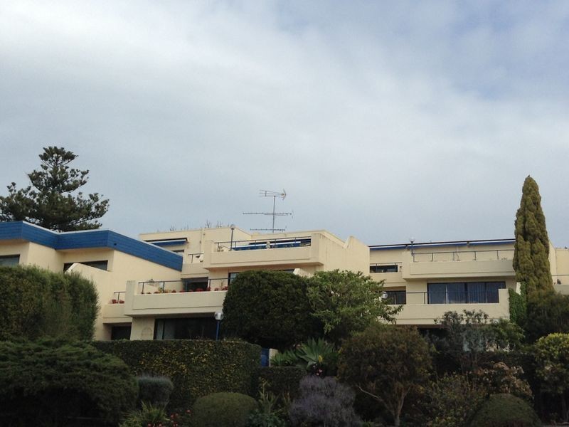 303/64 Eastern Beach Road, Geelong VIC 3220