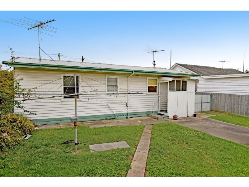 23 Wilsons Road, Newcomb VIC 3219