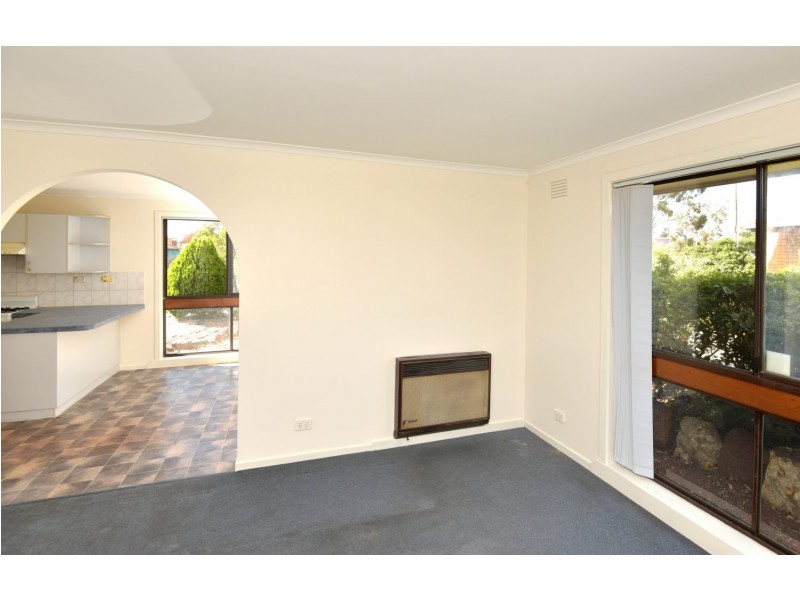2/5 Kanooka Drive, Corio VIC 3214