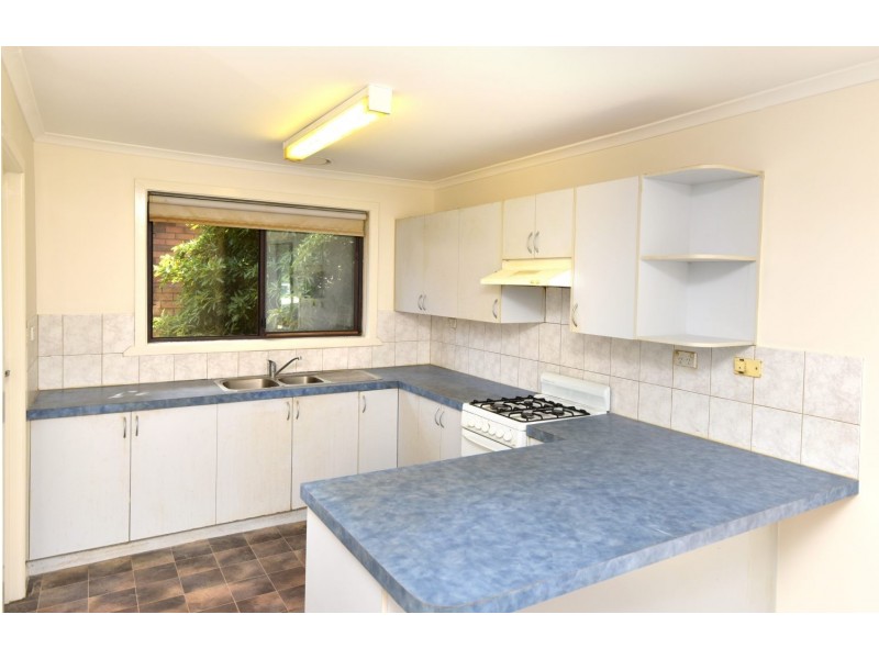2/5 Kanooka Drive, Corio VIC 3214