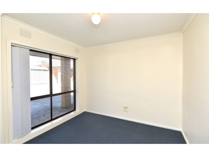 2/5 Kanooka Drive, Corio VIC 3214