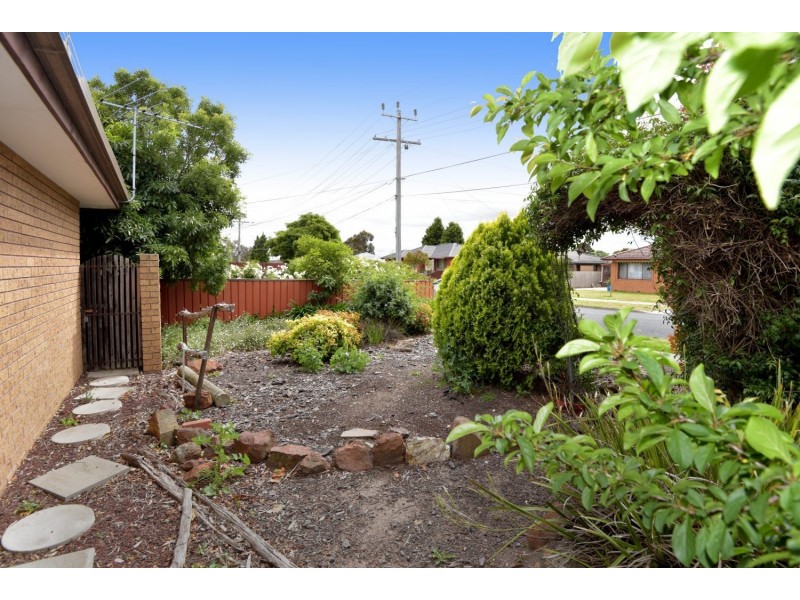 2/5 Kanooka Drive, Corio VIC 3214