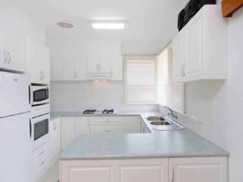 20 Strickland Avenue, Highton VIC 3216