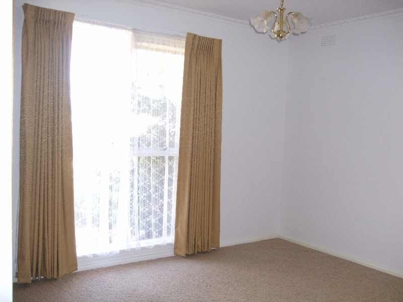 20 Strickland Avenue, Highton VIC 3216